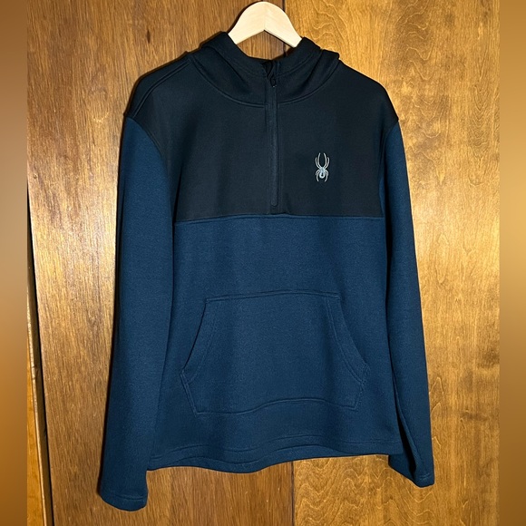 Men’s Size L Half Zipper Hooded Pullover Jacket by Spyder - Like New! - Picture 2 of 11